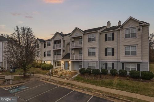 101-8058 Lisle Dr, MANASSAS, VA, 20109-7756 | Card Image