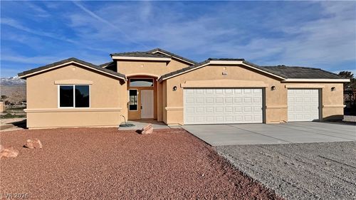 3001 Spy Glass Ave, Pahrump, NV, 89048-8162 | Card Image