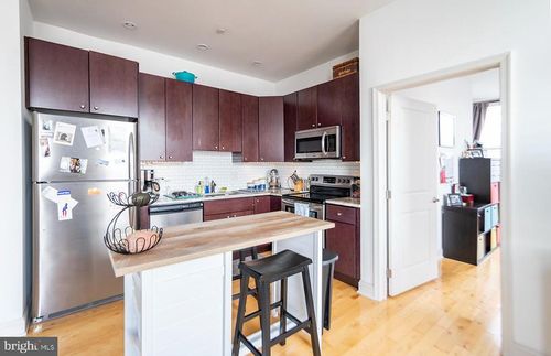 unit-402-427 Monroe Street, PHILADELPHIA, PA, 19146 | Card Image