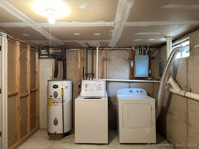 UNIT-96 - 1 Abbott Rd, Condo with 2 bedrooms, 2 bathrooms and 2 parking in Ellington CT | Image 23