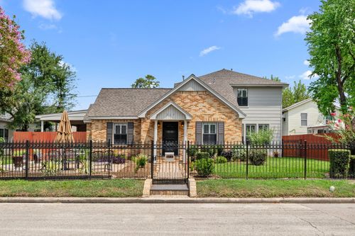 317 Avenue Of Oaks St, Houston, TX, 77009-1863 | Card Image