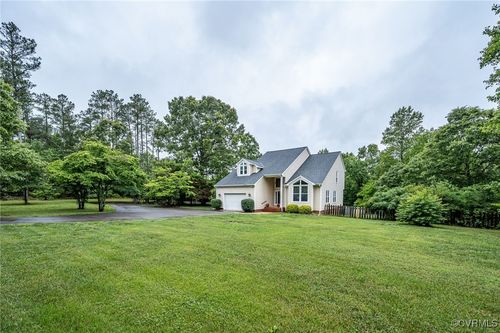 16397 Goshen Rd, Montpelier, VA, 23192-2309 | Card Image