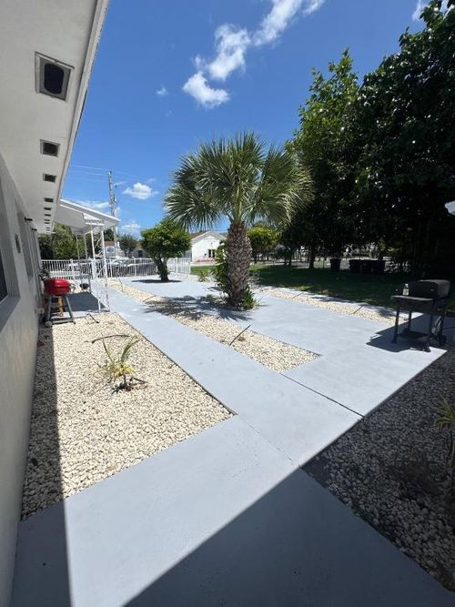 4-914 3rd St, West Palm Beach, FL, 33401-4152 | Card Image