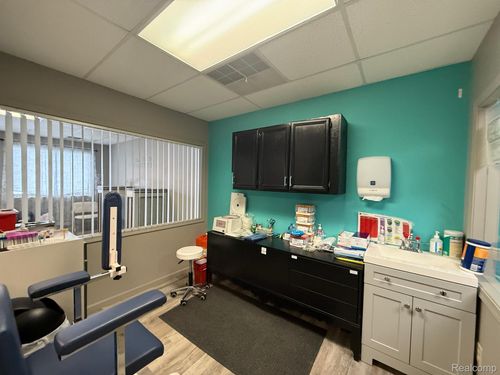 ste-d-5830 N Lapeer Rd, North Branch, MI, 48461-9660 | Card Image