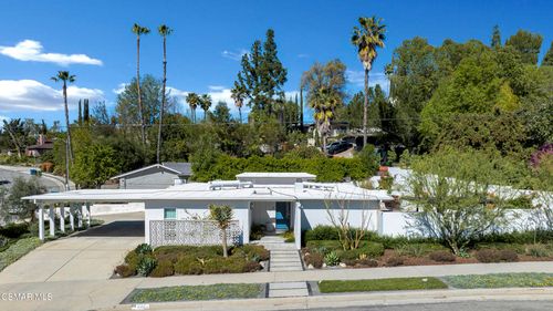 4500 Stark Ave, Woodland Hills, CA, 91364-3849 | Card Image