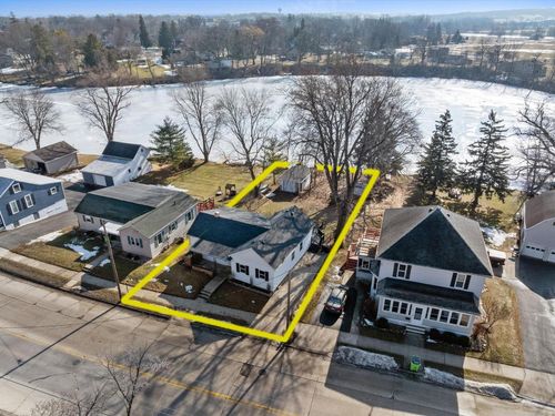 215 W Main Street, Chilton, WI, 53014 | Card Image