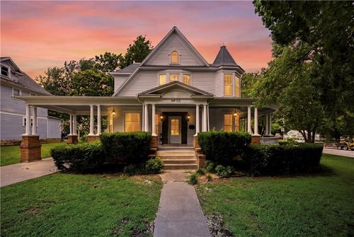 103 S 8th St, Fredonia, KS, 66736-1907 | Card Image