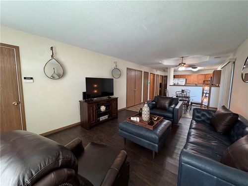 18342 E Us Highway 24 Cir, Independence, MO, 64056-3234 | Card Image