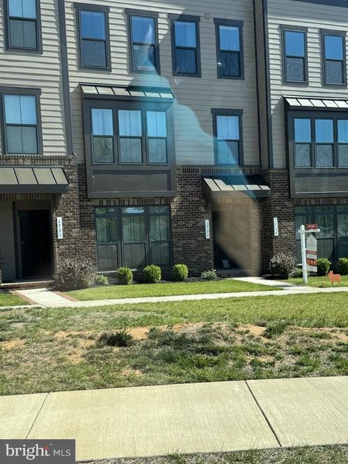 1733 Dunnington Pl, DUMFRIES, VA, 22026-2872 | Card Image