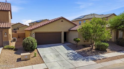 8587 W Magpie Pl, Tucson, AZ, 85757-7959 | Card Image