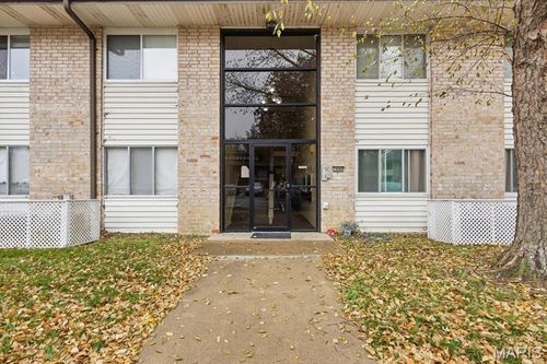 apt-12-10080 Sakura Dr, Saint Louis, MO, 63128-1302 | Card Image