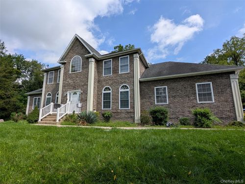58 Moores Hill Rd, New Windsor, NY, 12553-7288 | Card Image