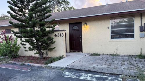 4313 Nw 6th Ave, Deerfield Beach, FL, 33064-2555 | Card Image