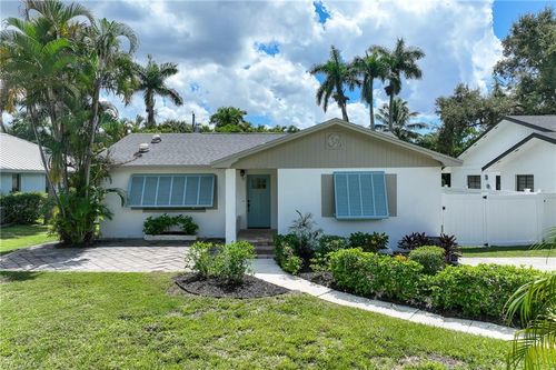 1342 Alhambra Dr, FORT MYERS, FL, 33901-6649 | Card Image