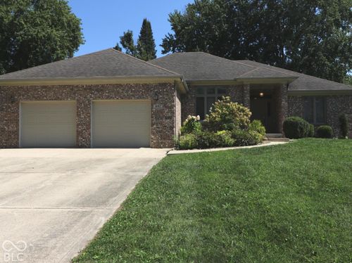 447 Greenacres Dr, Crawfordsville, IN, 47933-2032 | Card Image