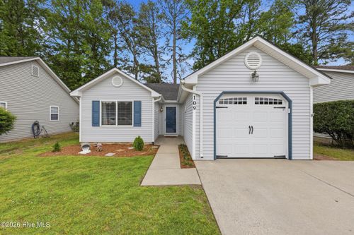 109 Bayberry Dr, Elizabeth City, NC, 27909-3396 | Card Image