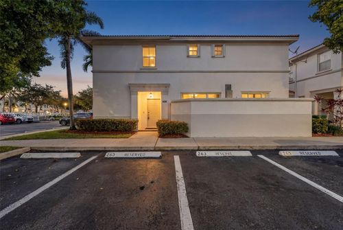 263-15601 Sw 40th St, Miramar, FL, 33027-4805 | Card Image