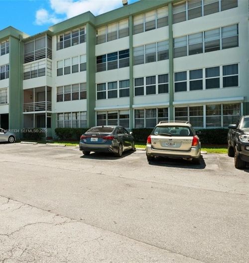 411-2771 Taft St, Hollywood, FL, 33020-2920 | Card Image