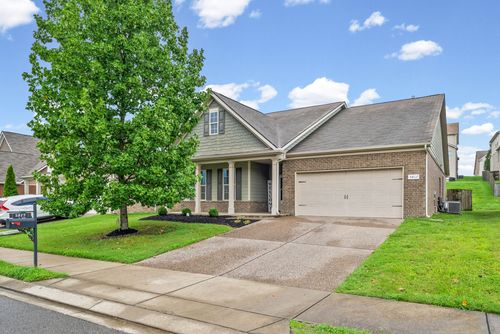 5817 Napa Valley Dr, Smyrna, TN, 37167-1548 | Card Image