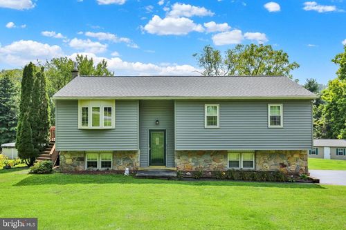 23 Pleva Dr, FLEETWOOD, PA, 19522-8809 | Card Image