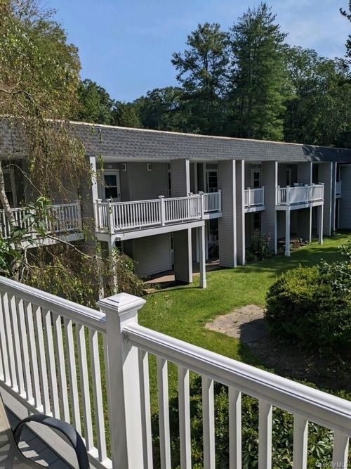 124-10 Wild Oaks Rd, Goldens Bridge, NY, 10526-1141 | Card Image