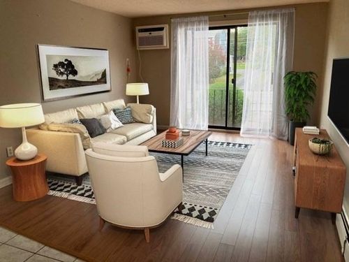 apt-202-151 King St, Franklin, MA, 02038-2321 | Card Image