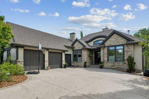 55 Wentwillow Lane Sw, Calgary, AB, T3H5W7 | Card Image
