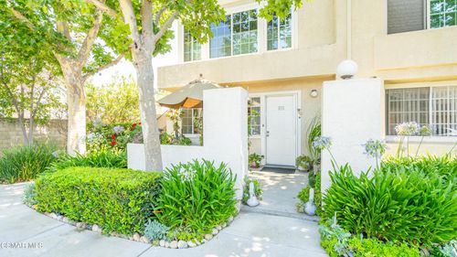 unit-3301-4240 Lost Hills Rd, Calabasas, CA, 91301-5398 | Card Image