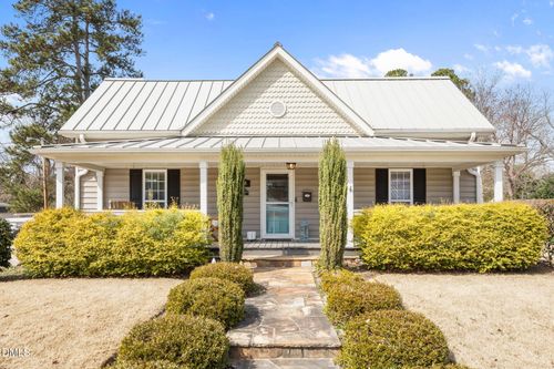 418 S Lombard St, Clayton, NC, 27520-2521 | Card Image