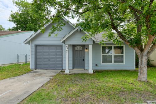 4342 Lehman Dr, Kirby, TX, 78219-1148 | Card Image