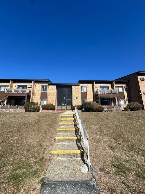 apt-2c-5 Charles Ln, Pomona, NY, 10970-3036 | Card Image