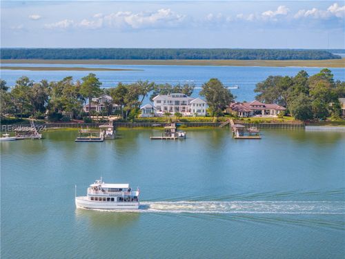 70 Brams Point Rd, Hilton Head Island, SC, 29926-2003 | Card Image
