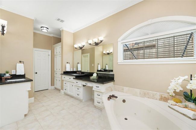 5811 Cimmaron Creek Ct, House other with 4 bedrooms, 5 bathrooms and 4 parking in Spring TX | Image 31