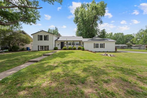 2102 Yale Ave, Miami, OK, 74354-3936 | Card Image