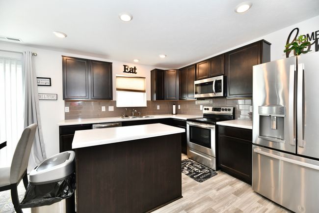 6883 Honeysuckle Way, House other with 4 bedrooms, 3 bathrooms and null parking in Pendleton IN | Image 26