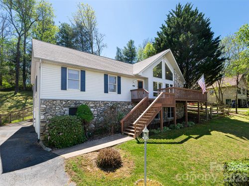 15 Tiffany Ln, Asheville, NC, 28804-9694 | Card Image