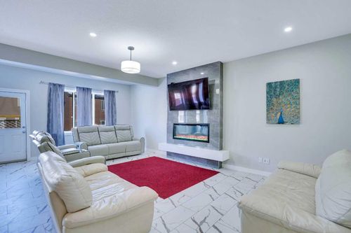 475 Creekrun Crescent Sw, Airdrie, AB, T4B5J9 | Card Image
