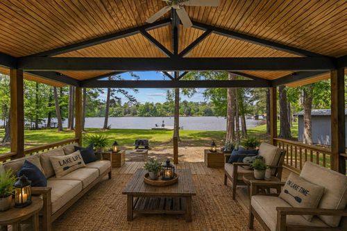 439 N Sherwood Forest, Woodville, TX, 75979 | Card Image