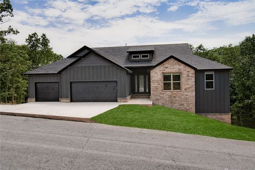 21 Aberdeen Dr, Bella Vista, AR, 72715-3904 | Card Image