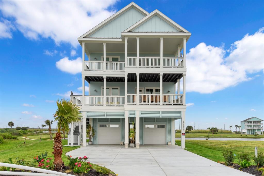 Bay Water Dr, Galveston, TX 77554