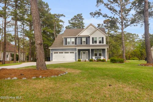 330 Divot Ct, Swansboro, NC, 28584-8178 | Card Image