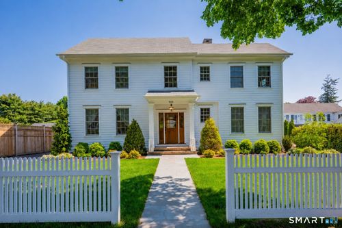920 Old Post Rd, Fairfield, CT, 06824-5905 | Card Image