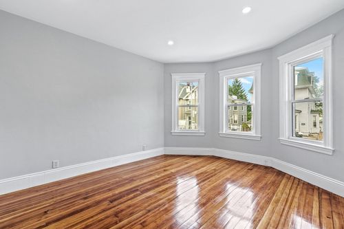 1-79 Pleasant St, Boston, MA, 02125-4316 | Card Image