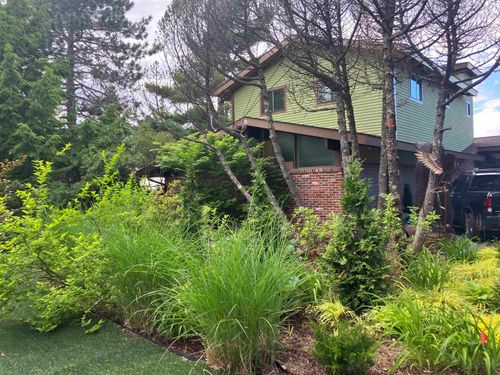 39 Alpine Dr, Gilford, NH, 03249-6704 | Card Image