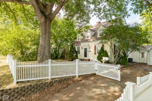 1606 8th St, Anderson, IN, 46012-4136 | Card Image