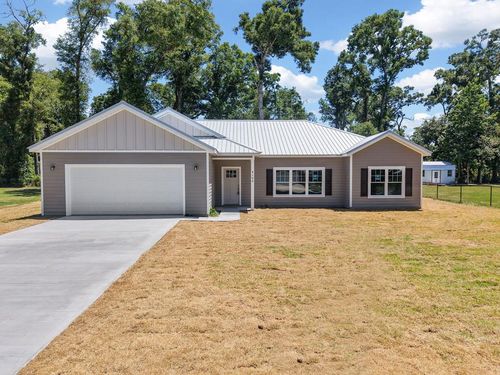 9100 Dorie Dr, Fanning Springs, FL, 32693-7796 | Card Image