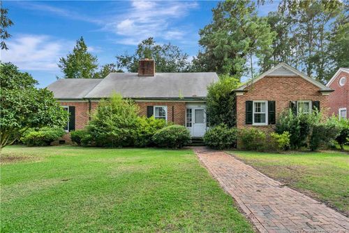 203 W 26th St, Lumberton, NC, 28358-3619 | Card Image