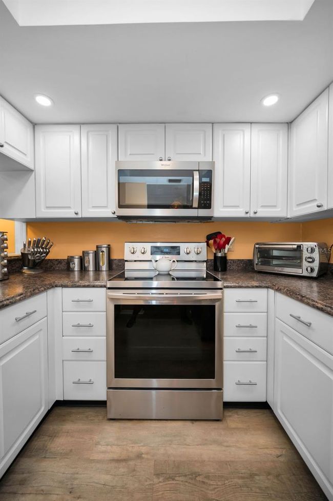 Newer Stainless Steel Appliances | Image 33