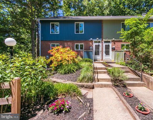 5 Laurel Hill Rd, GREENBELT, MD, 20770-7758 | Card Image