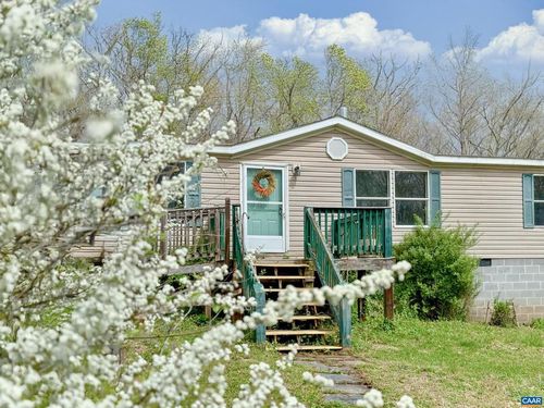 1810 Secretarys Rd, SCOTTSVILLE, VA, 24590-3103 | Card Image
